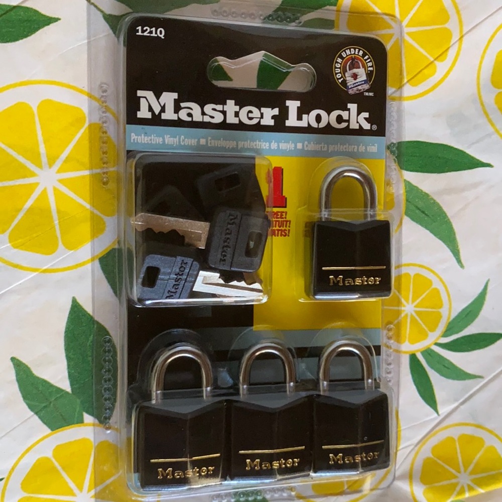 Master Lock Padlock 4 count - Picture 3 of 4
